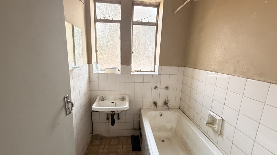 2 Bedroom Property for Sale in Sunnyside Gauteng