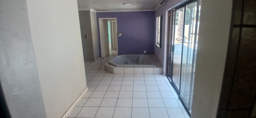 3 Bedroom Property for Sale in Albertsdal Gauteng