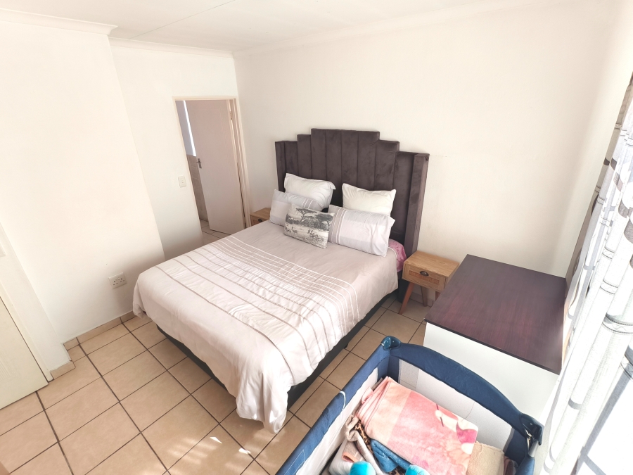 3 Bedroom Property for Sale in Kosmosdal Gauteng
