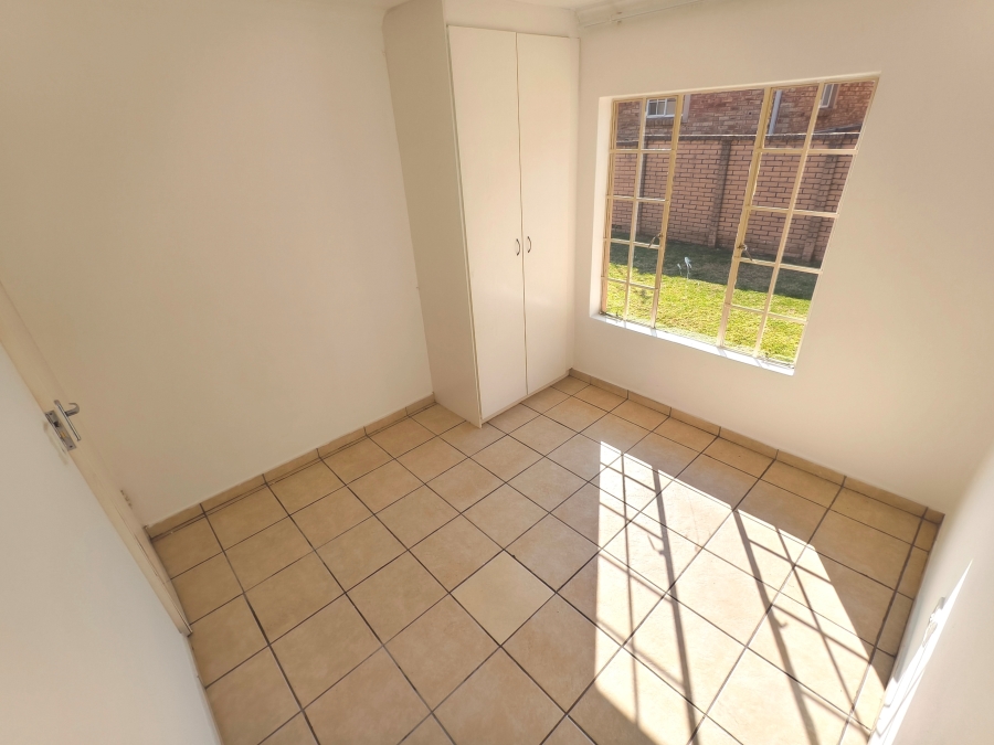 3 Bedroom Property for Sale in Kosmosdal Gauteng