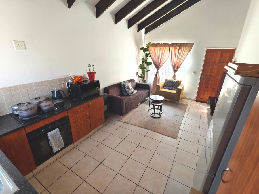 2 Bedroom Property for Sale in Kosmosdal Gauteng