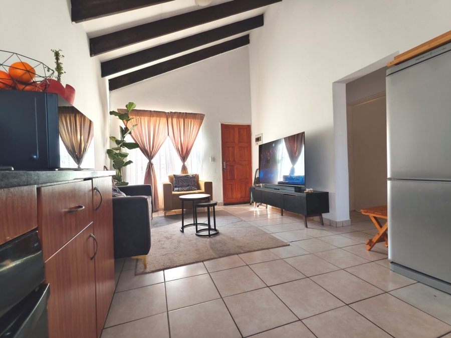 2 Bedroom Property for Sale in Kosmosdal Gauteng