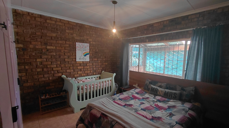2 Bedroom Property for Sale in Noycedale Gauteng