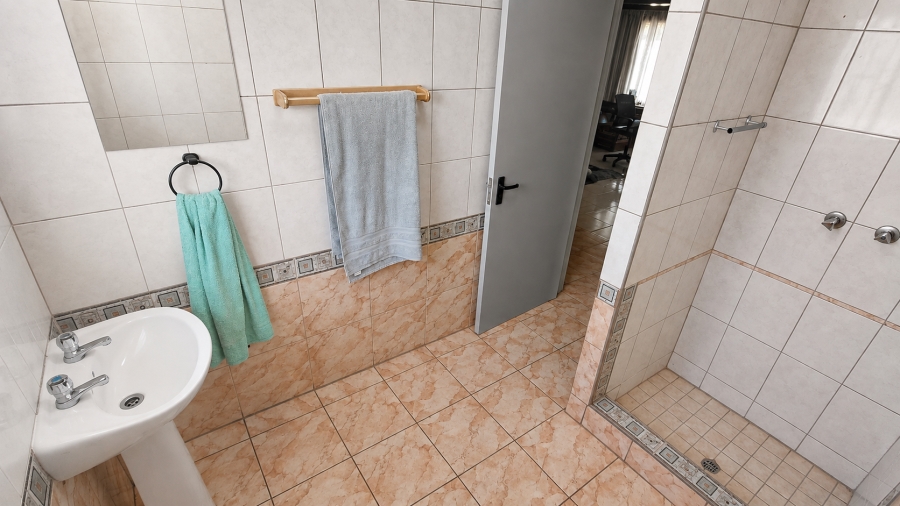 2 Bedroom Property for Sale in Noycedale Gauteng