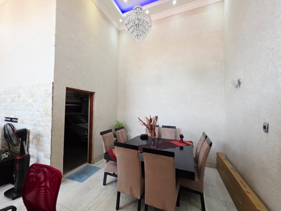 3 Bedroom Property for Sale in Fleurdal Gauteng