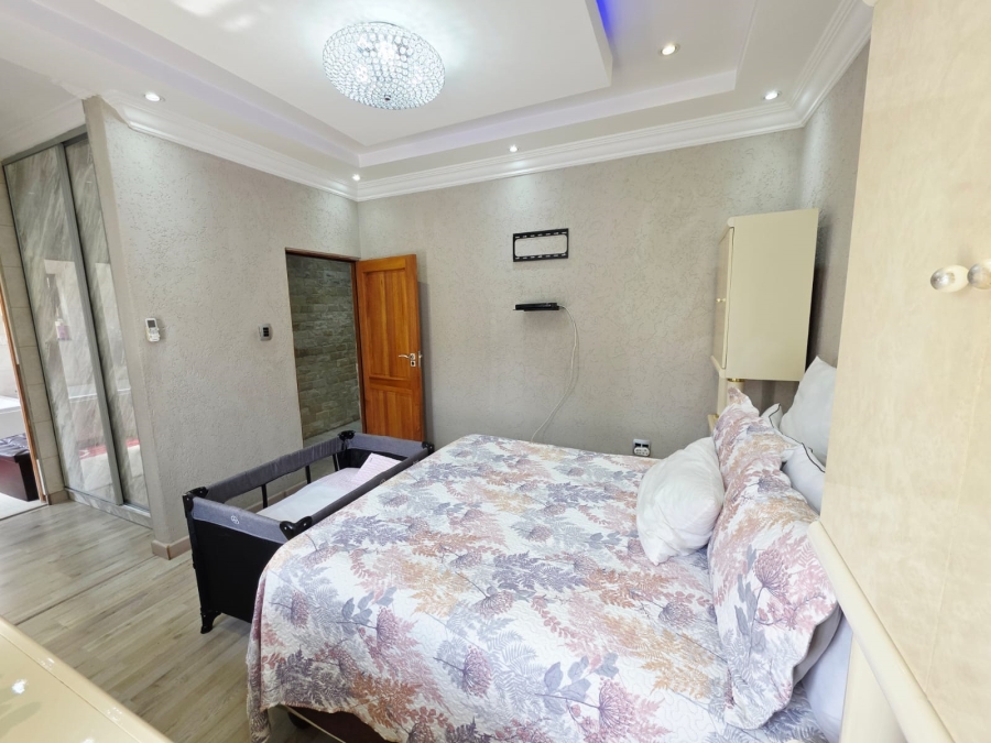 3 Bedroom Property for Sale in Fleurdal Gauteng