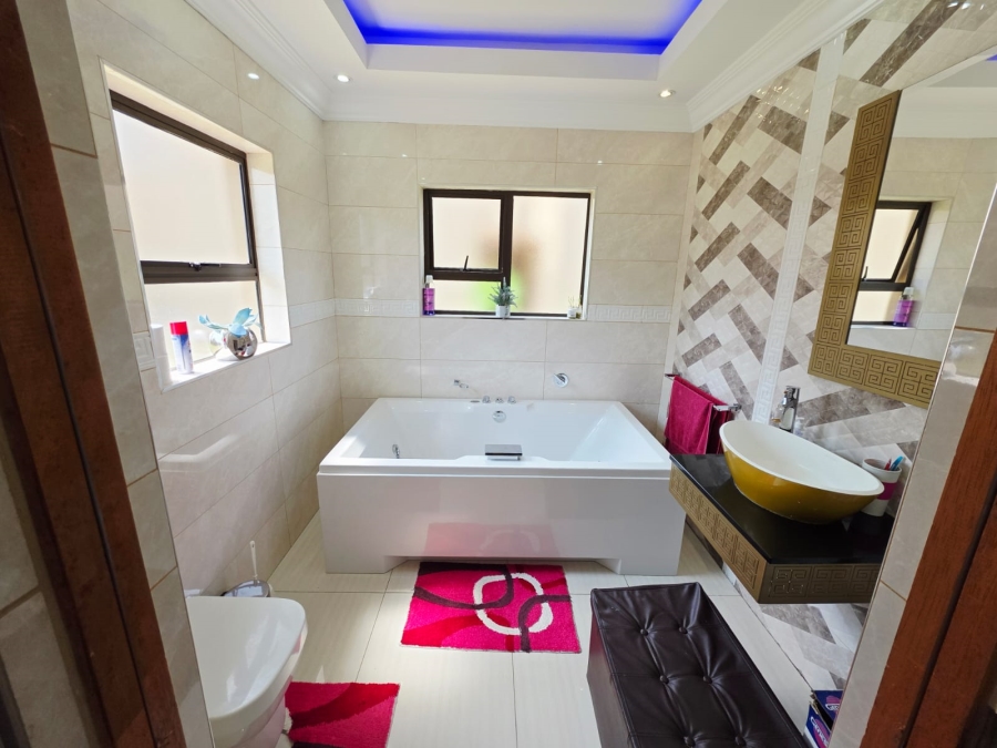 3 Bedroom Property for Sale in Fleurdal Gauteng