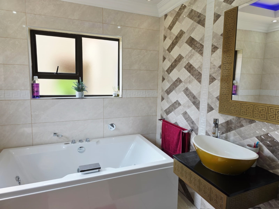 3 Bedroom Property for Sale in Fleurdal Gauteng