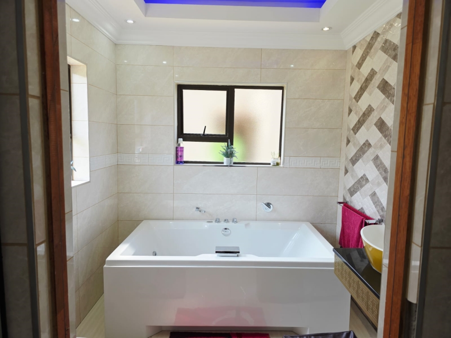 3 Bedroom Property for Sale in Fleurdal Gauteng