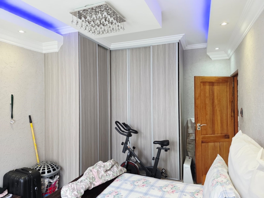 3 Bedroom Property for Sale in Fleurdal Gauteng
