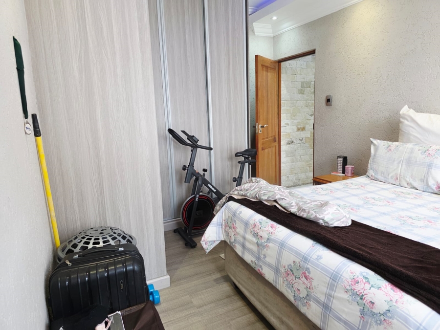 3 Bedroom Property for Sale in Fleurdal Gauteng