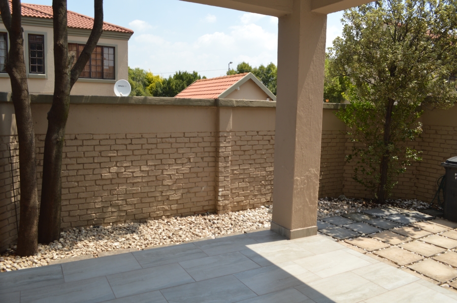 To Let 4 Bedroom Property for Rent in Craigavon Gauteng
