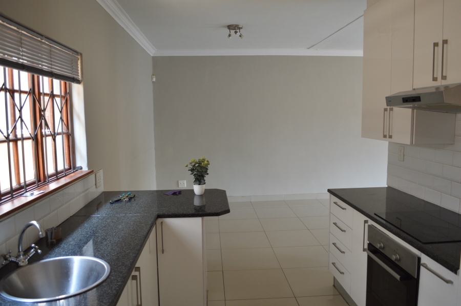 To Let 4 Bedroom Property for Rent in Craigavon Gauteng