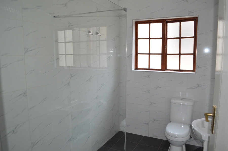 To Let 4 Bedroom Property for Rent in Craigavon Gauteng