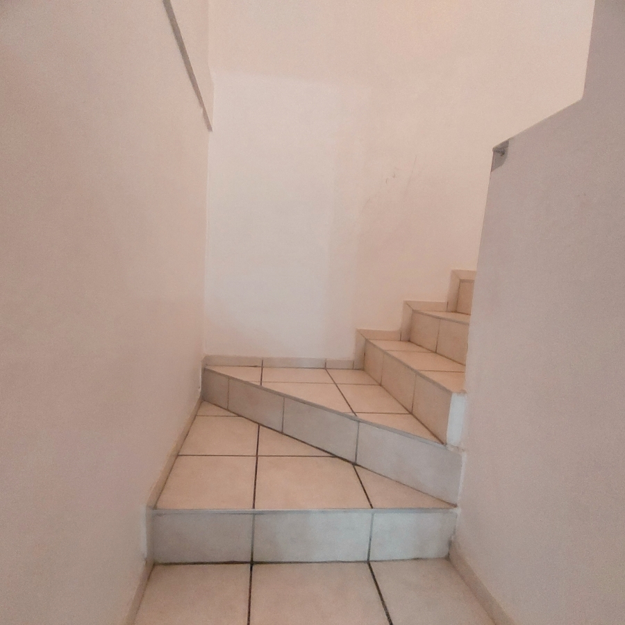 2 Bedroom Property for Sale in Crystal Park Gauteng
