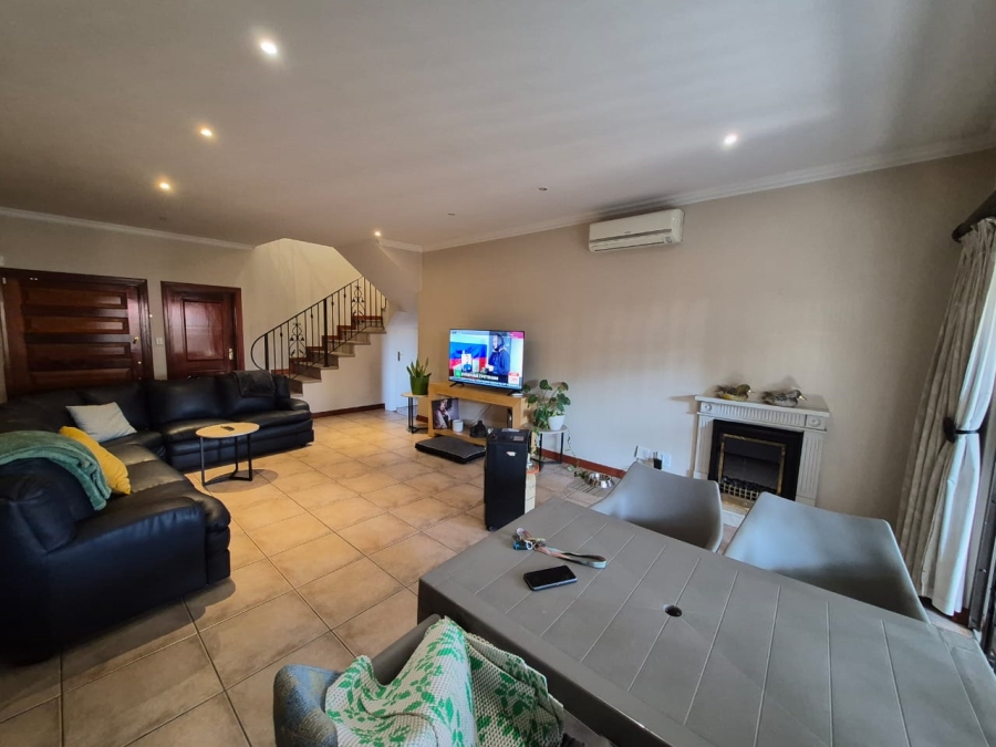 4 Bedroom Property for Sale in Elma Park Gauteng