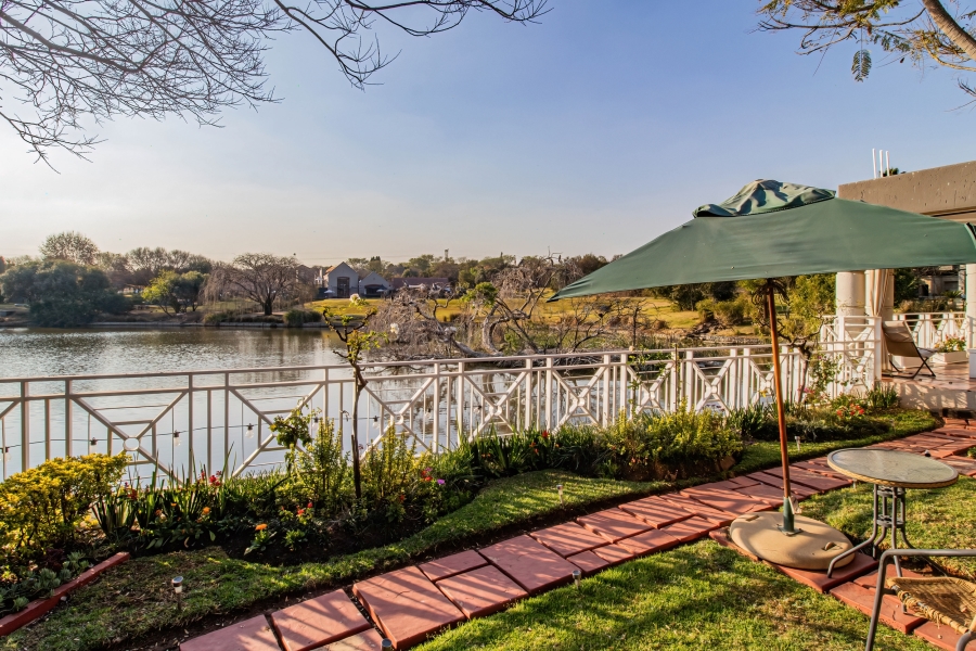 To Let 3 Bedroom Property for Rent in Cedar Lakes Gauteng