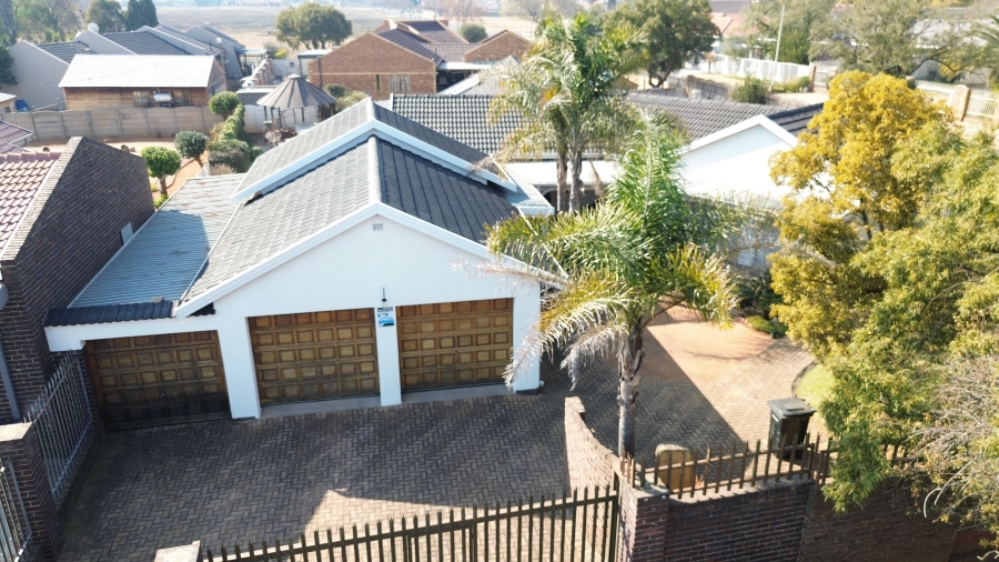 3 Bedroom Property for Sale in Visagie Park Gauteng
