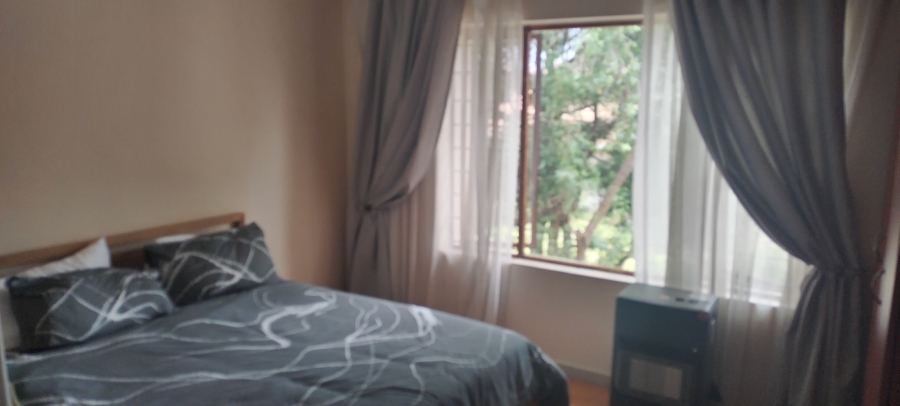 To Let 2 Bedroom Property for Rent in Sonneveld Gauteng