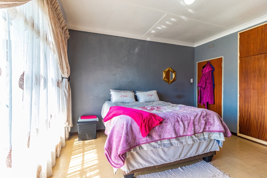 2 Bedroom Property for Sale in Strubenvale Gauteng