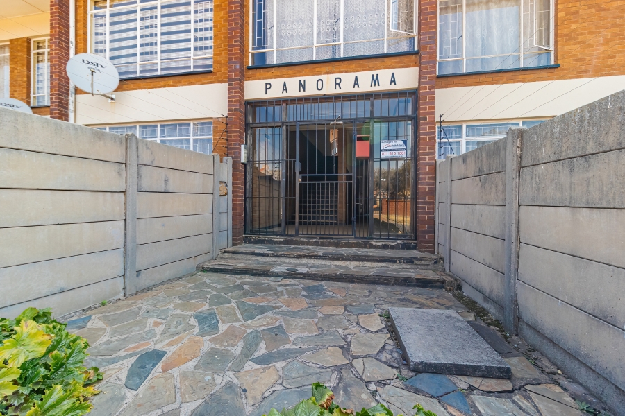 2 Bedroom Property for Sale in Strubenvale Gauteng