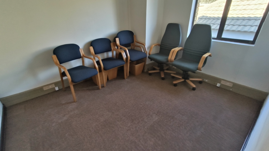 To Let Commercial Property for Rent in Die Hoewes Gauteng