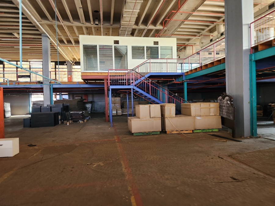 Commercial Property for Sale in Koedoespoort Industrial Gauteng