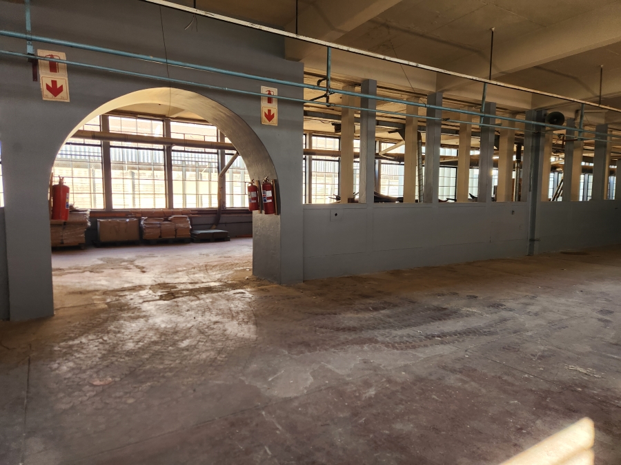 Commercial Property for Sale in Koedoespoort Industrial Gauteng