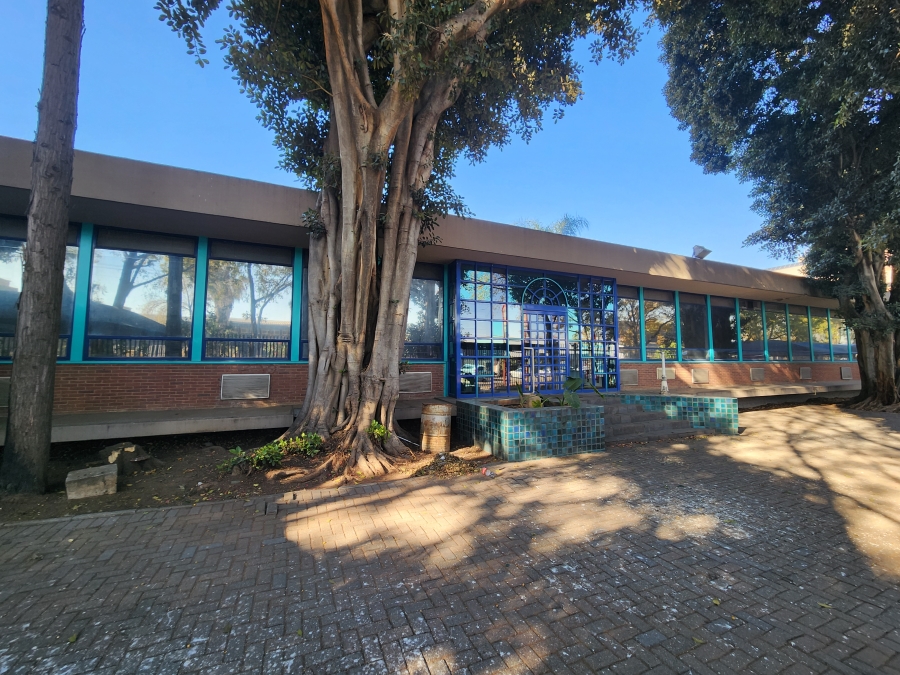 Commercial Property for Sale in Koedoespoort Industrial Gauteng