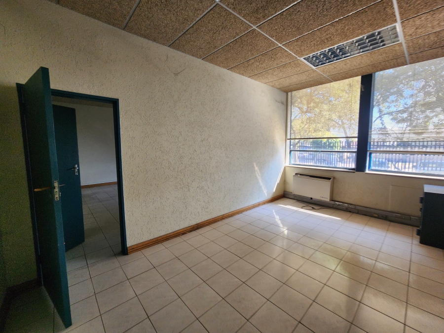 Commercial Property for Sale in Koedoespoort Industrial Gauteng