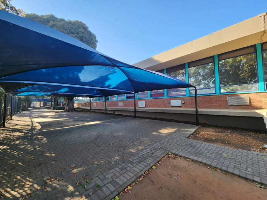 Commercial Property for Sale in Koedoespoort Industrial Gauteng