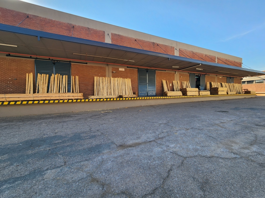 Commercial Property for Sale in Koedoespoort Industrial Gauteng