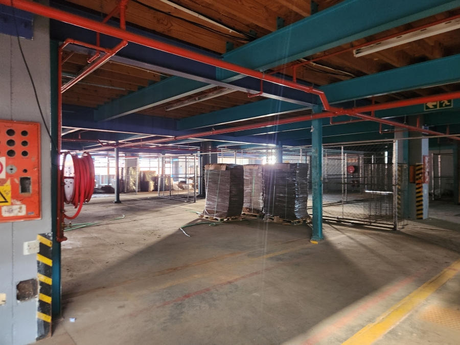 Commercial Property for Sale in Koedoespoort Industrial Gauteng
