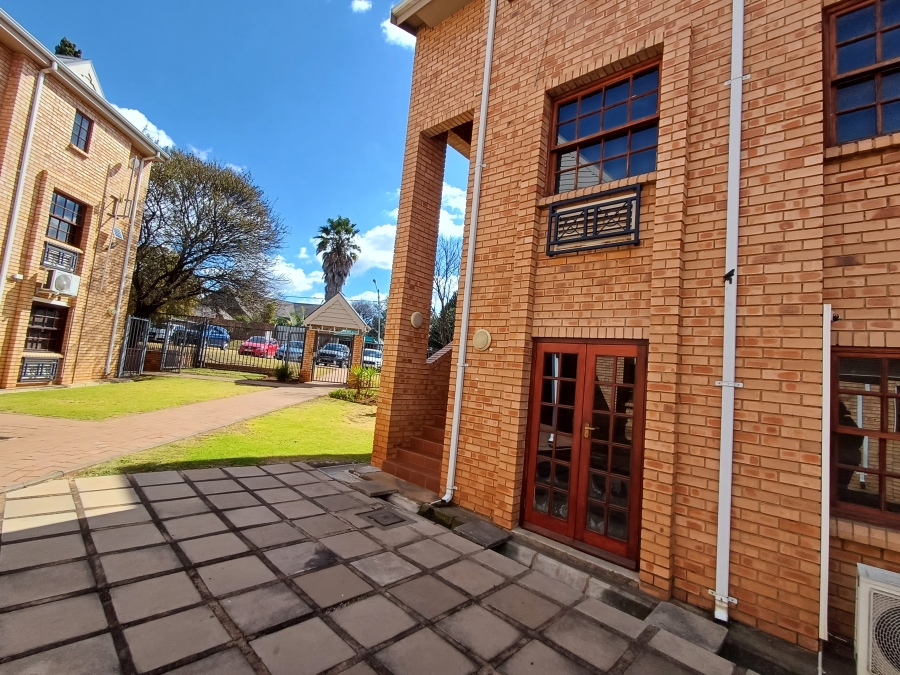To Let Commercial Property for Rent in Lyttelton Manor Gauteng