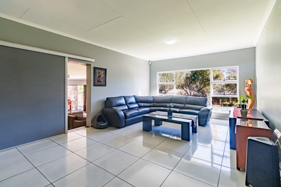 3 Bedroom Property for Sale in Vorna Valley Gauteng