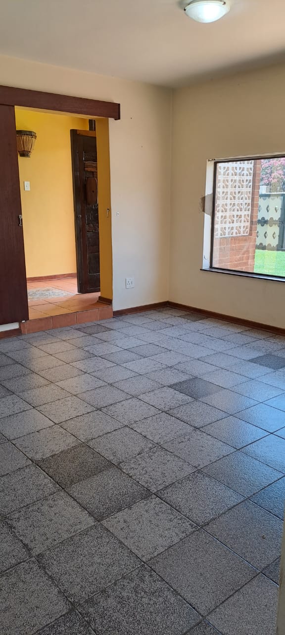 5 Bedroom Property for Sale in Ferryvale Gauteng