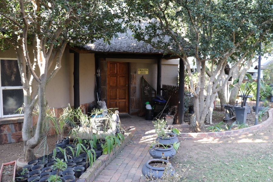 13 Bedroom Property for Sale in Mooilande Gauteng