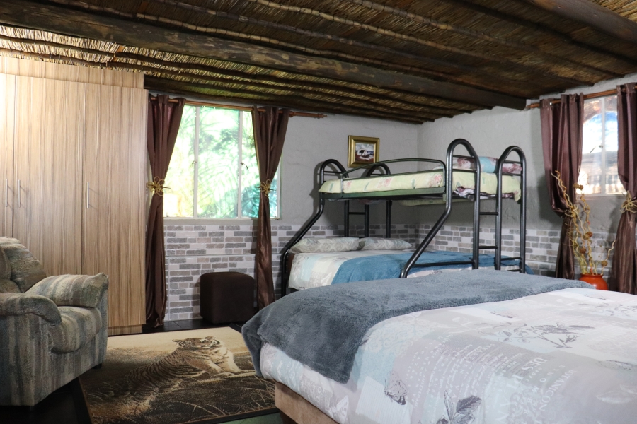 13 Bedroom Property for Sale in Mooilande Gauteng