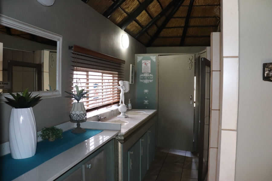 13 Bedroom Property for Sale in Mooilande Gauteng
