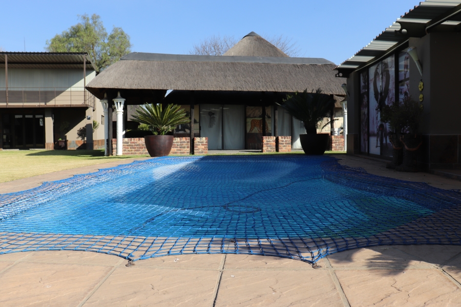 13 Bedroom Property for Sale in Mooilande Gauteng