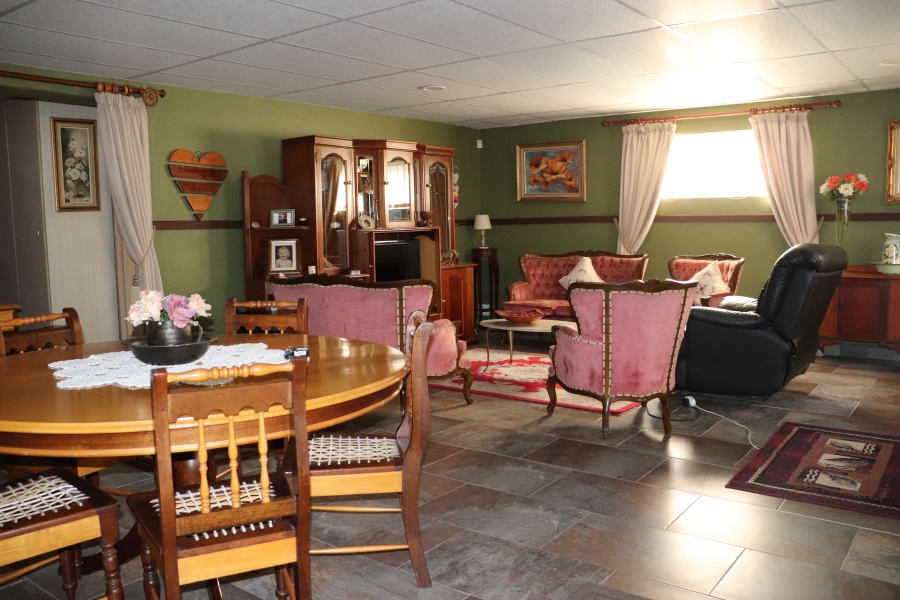 13 Bedroom Property for Sale in Mooilande Gauteng