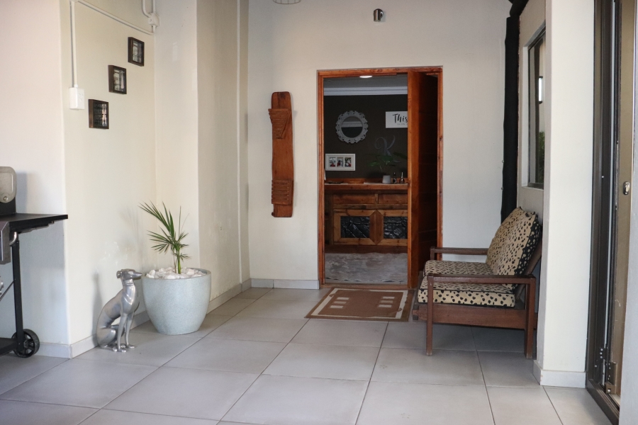 13 Bedroom Property for Sale in Mooilande Gauteng