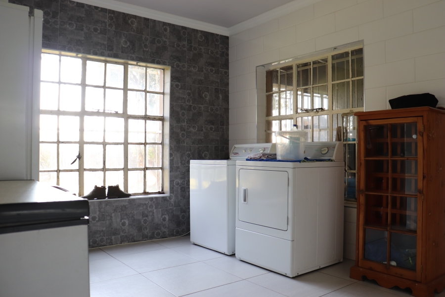 13 Bedroom Property for Sale in Mooilande Gauteng