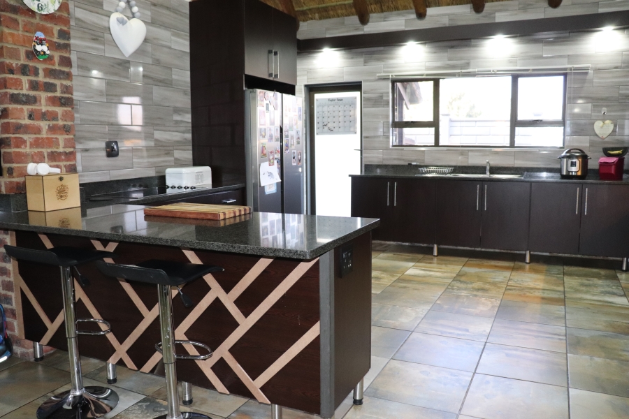 13 Bedroom Property for Sale in Mooilande Gauteng