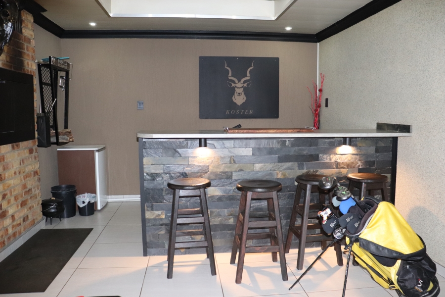13 Bedroom Property for Sale in Mooilande Gauteng