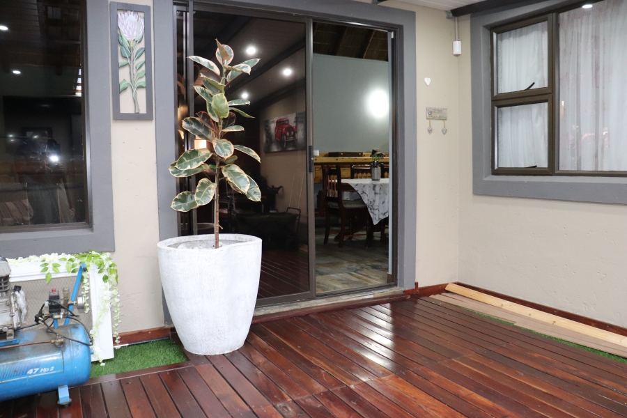 13 Bedroom Property for Sale in Mooilande Gauteng