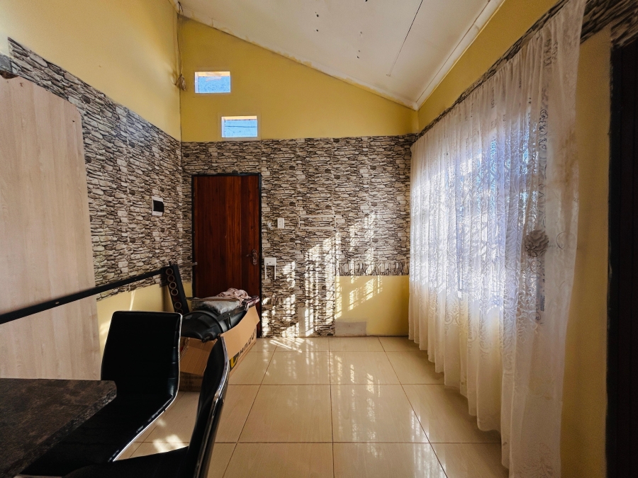 2 Bedroom Property for Sale in Savanna City Gauteng