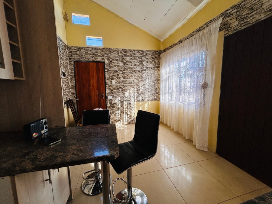 2 Bedroom Property for Sale in Savanna City Gauteng