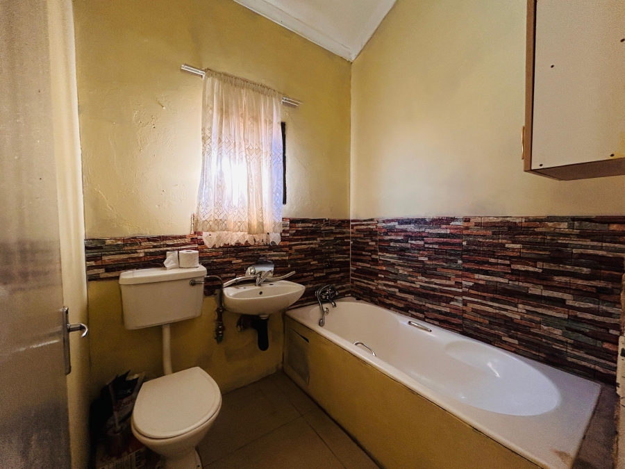 2 Bedroom Property for Sale in Savanna City Gauteng