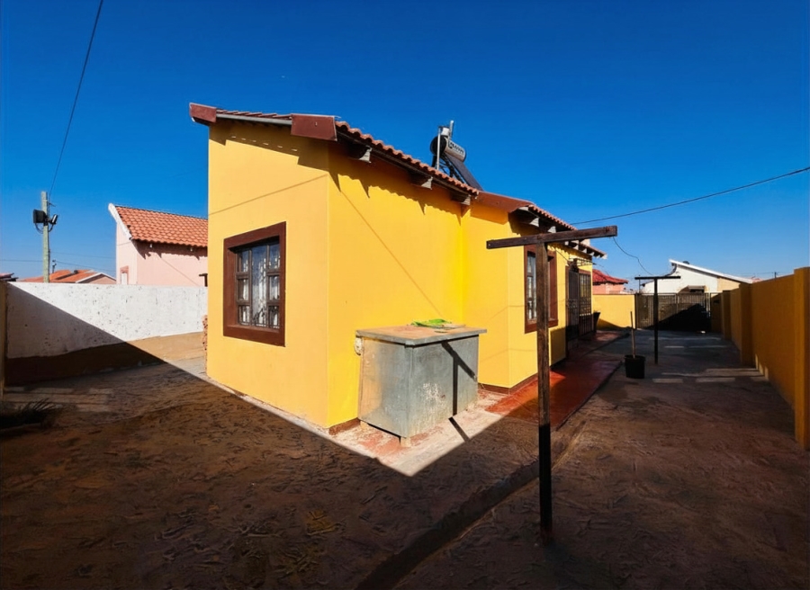 2 Bedroom Property for Sale in Savanna City Gauteng